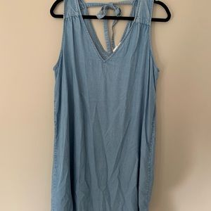 GAP light wash denim dress XL